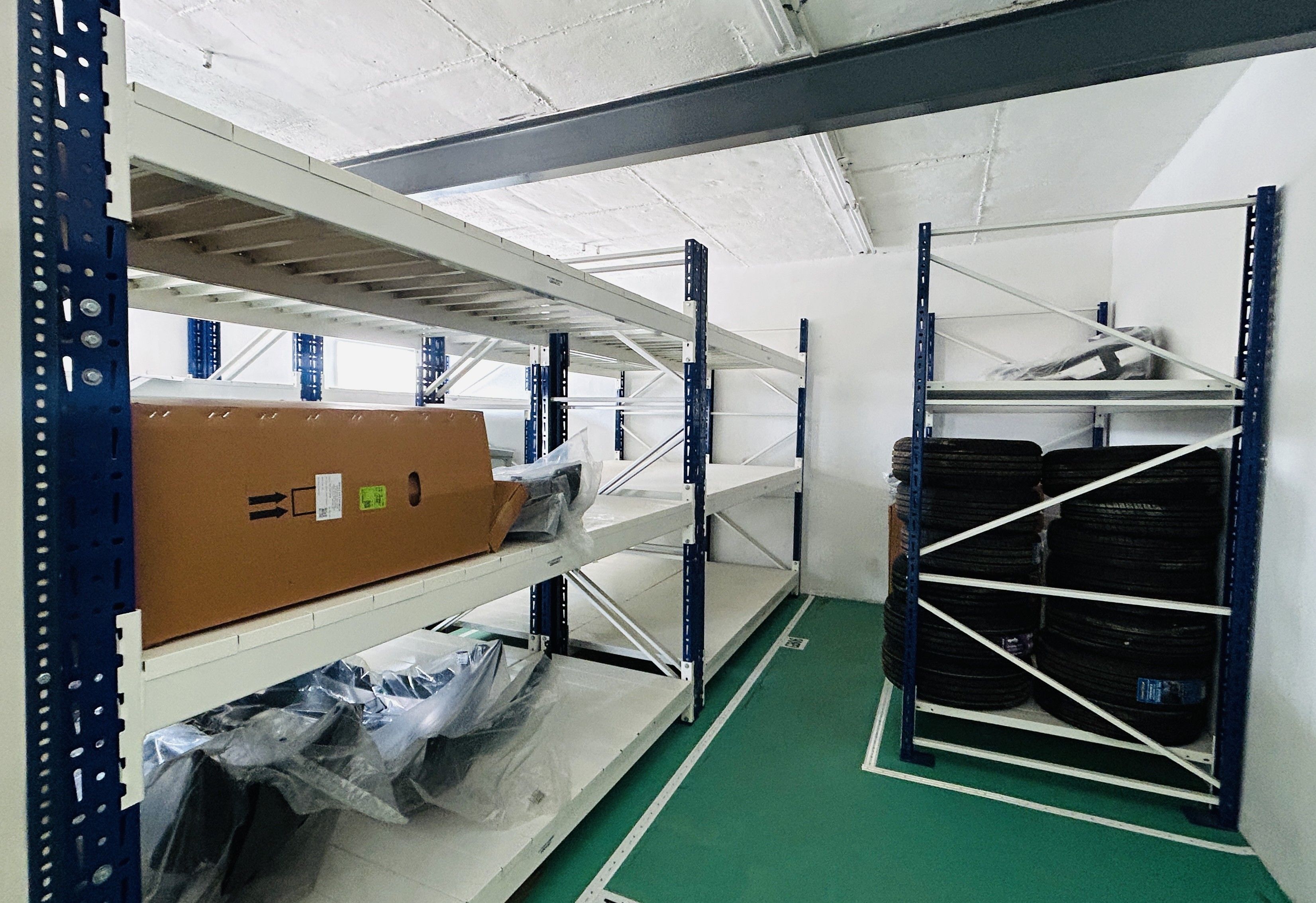 Long-span shelving system manufactured by Amar Steel Industries